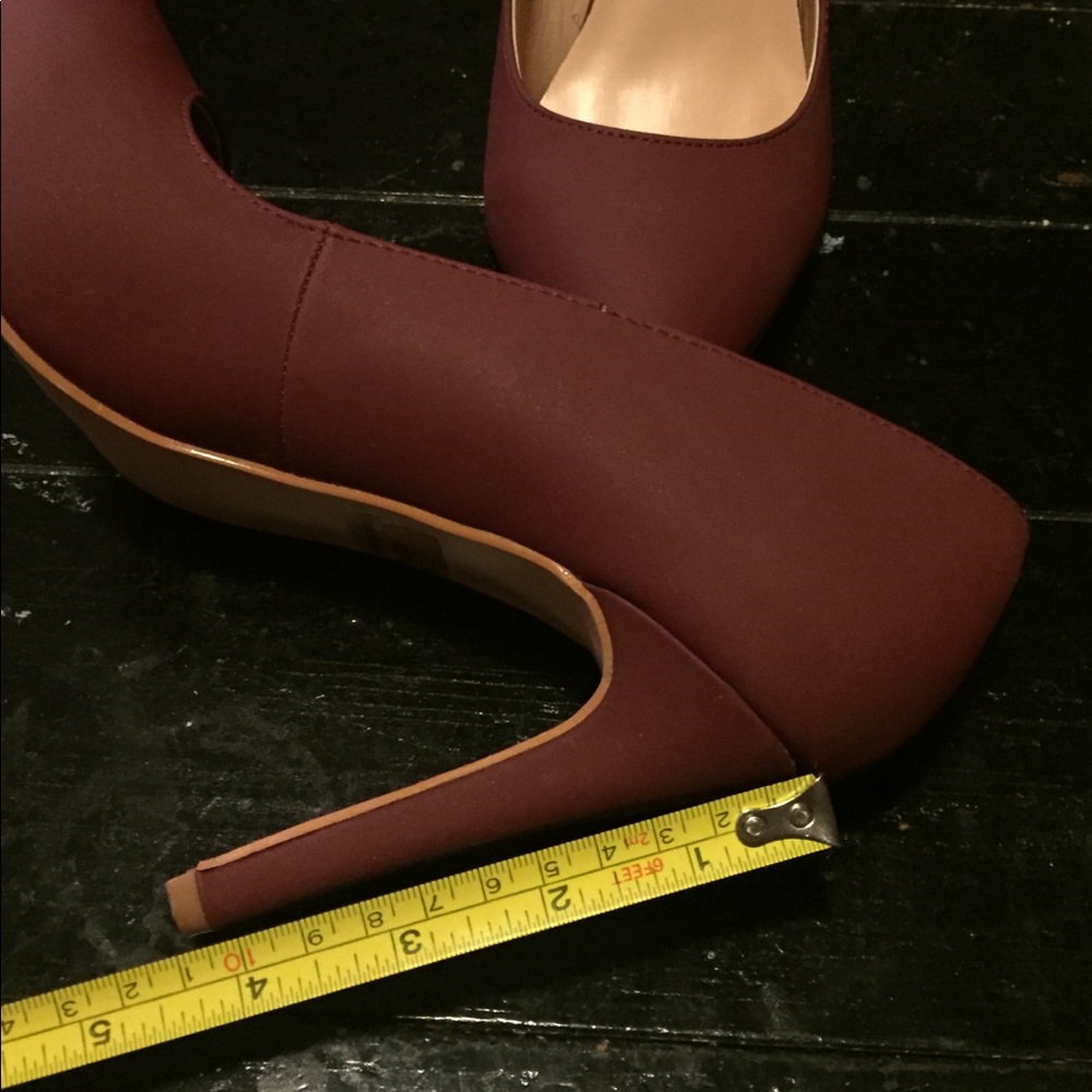 Size 9 pumps